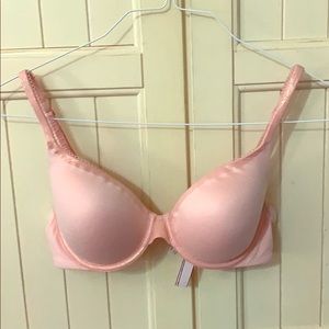 Victoria’s Secret Body By Victoria Pink Bra